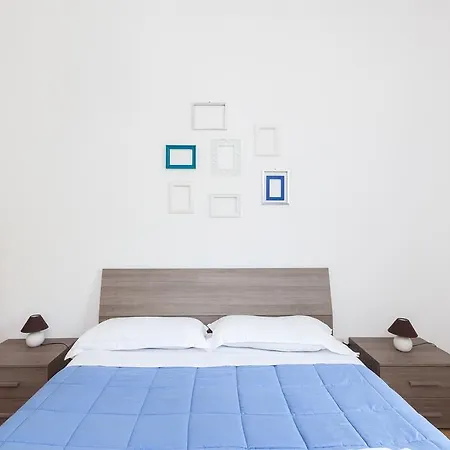 Comfortable Flat Near St. Peter S *