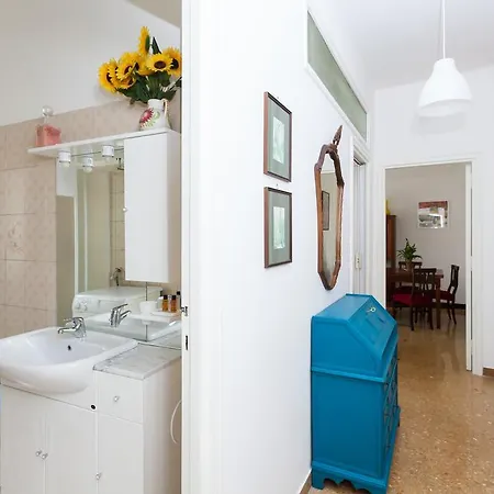 Comfortable Flat Near St. Peter S Apartmán *