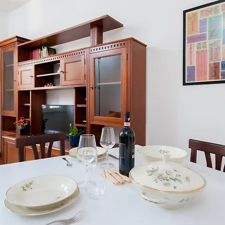 Comfortable Flat Near St. Peter S Apartmán *